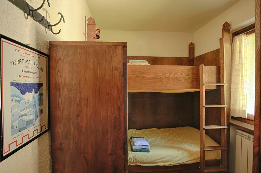 Altido Charming Apartments With Mountain Views And Green Backyard In Verrand Quarto foto